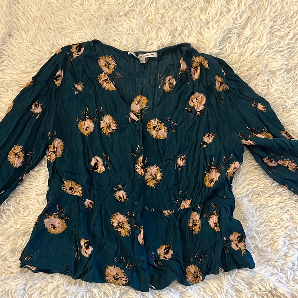 Floral peplum blouse